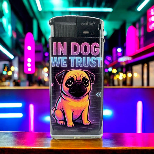 Trend-Feuerzeug: In Dog We Trust (Pug Edition)